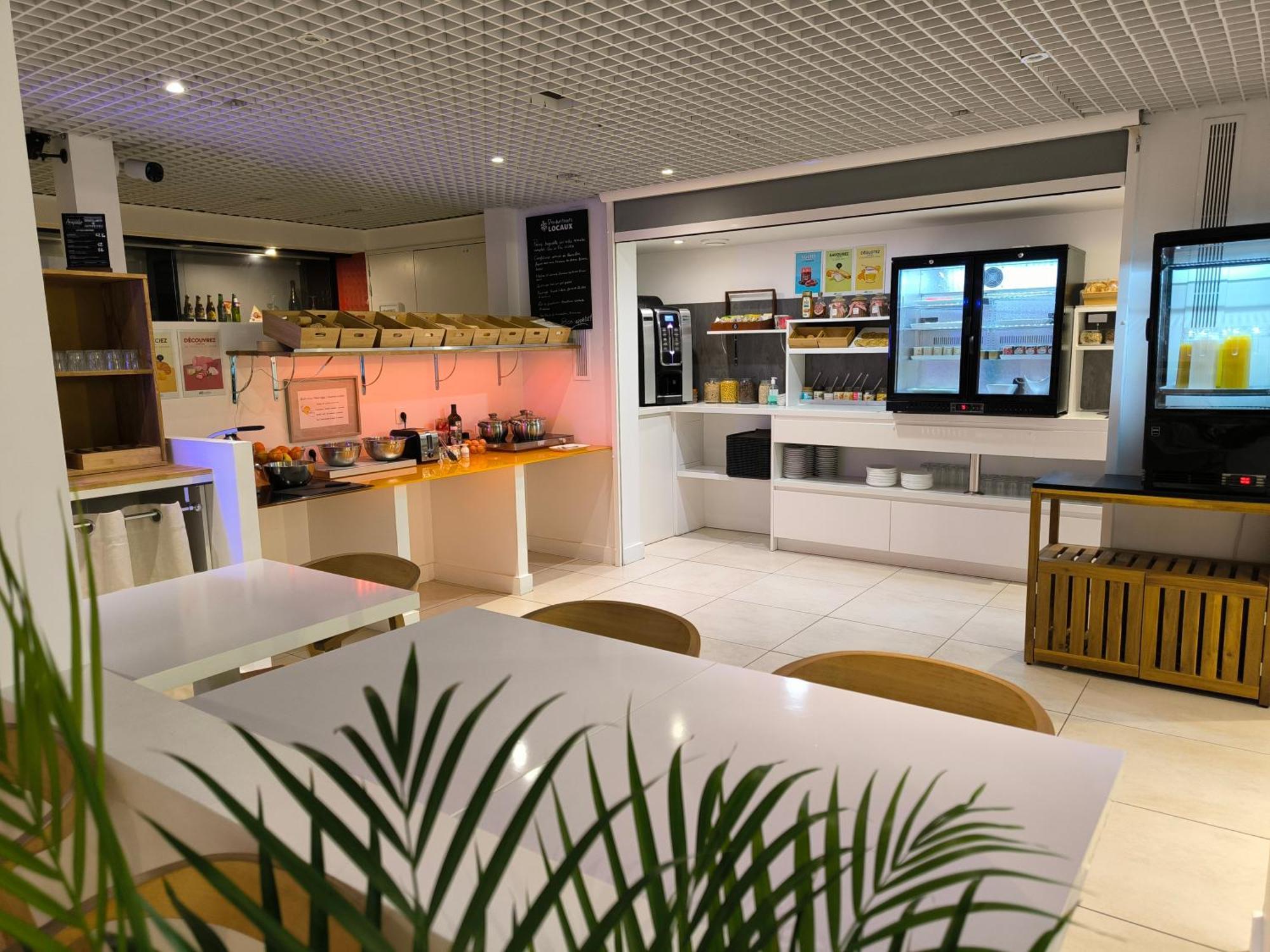 Brit Hotel Porte D'Espagne Περπινιάν Εξωτερικό φωτογραφία