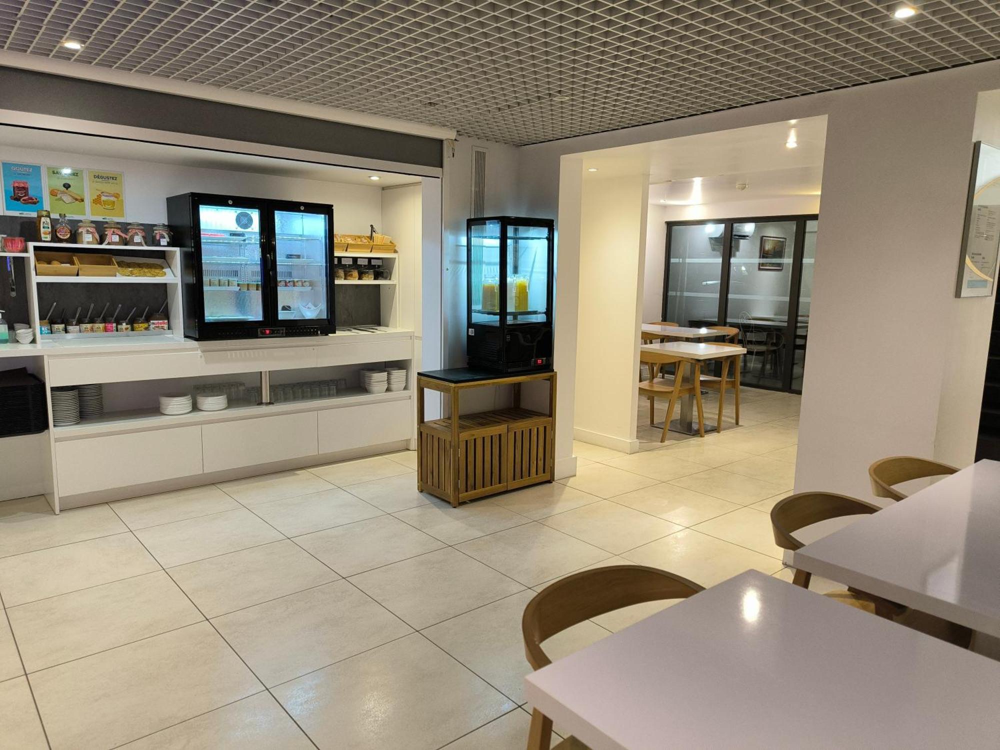 Brit Hotel Porte D'Espagne Περπινιάν Εξωτερικό φωτογραφία